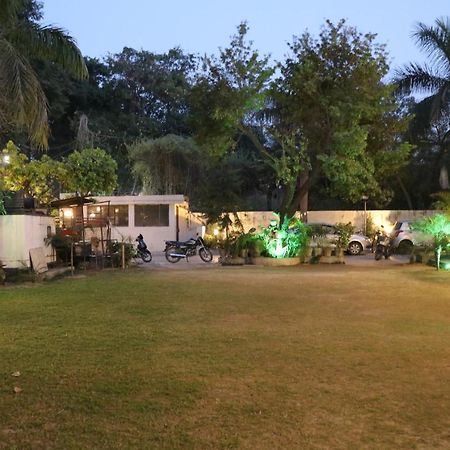 Hotel Pushap Palace Patiala Exterior photo