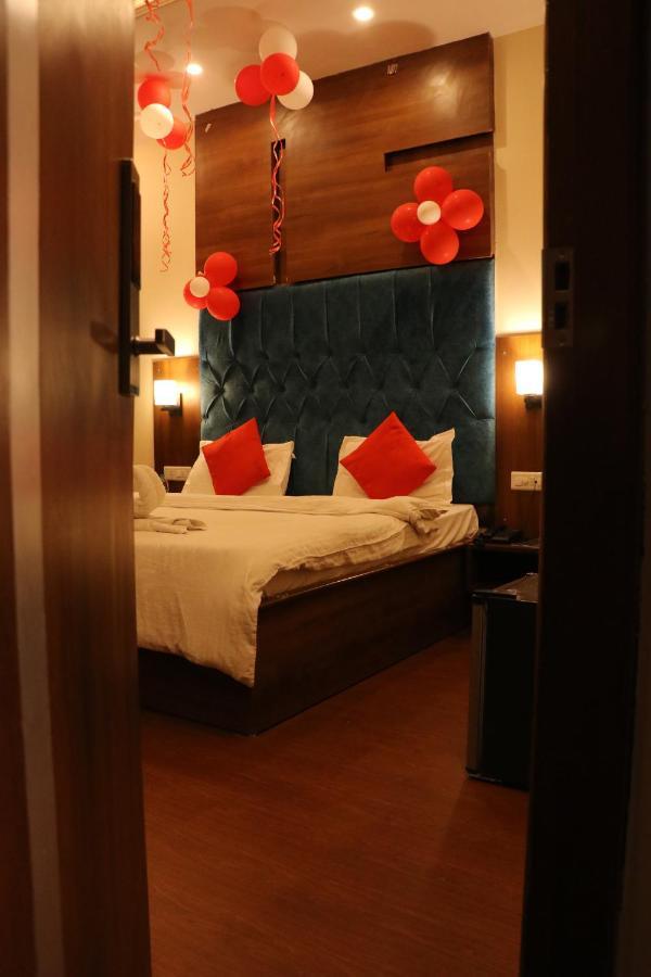 Hotel Pushap Palace Patiala Exterior photo